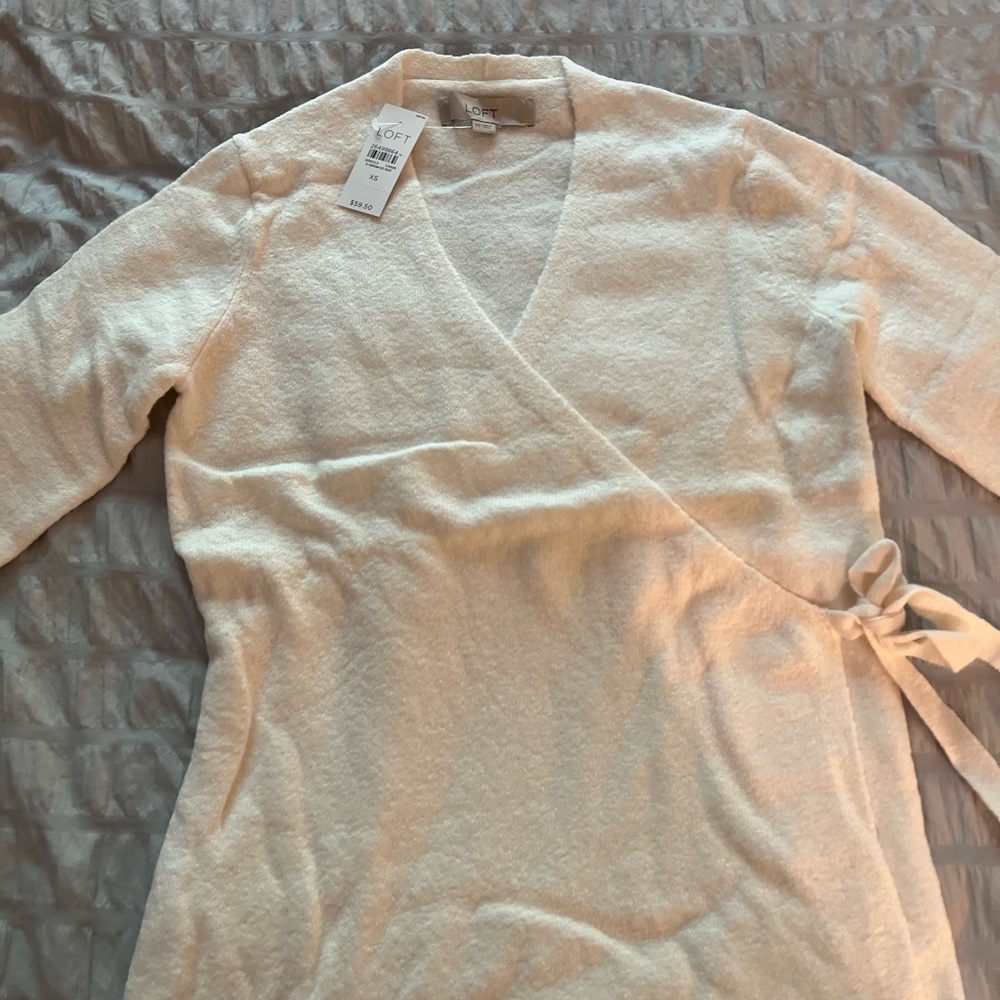Loft Small/Petite Cream Sweater